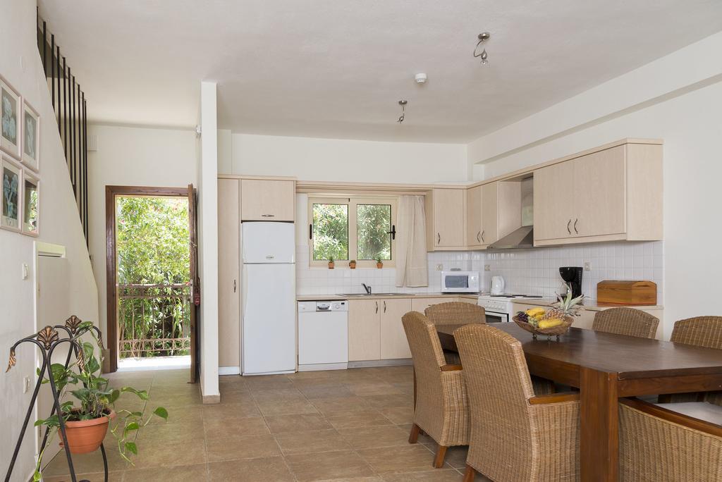 Istron Maisonettes With Private Pool Esterno foto